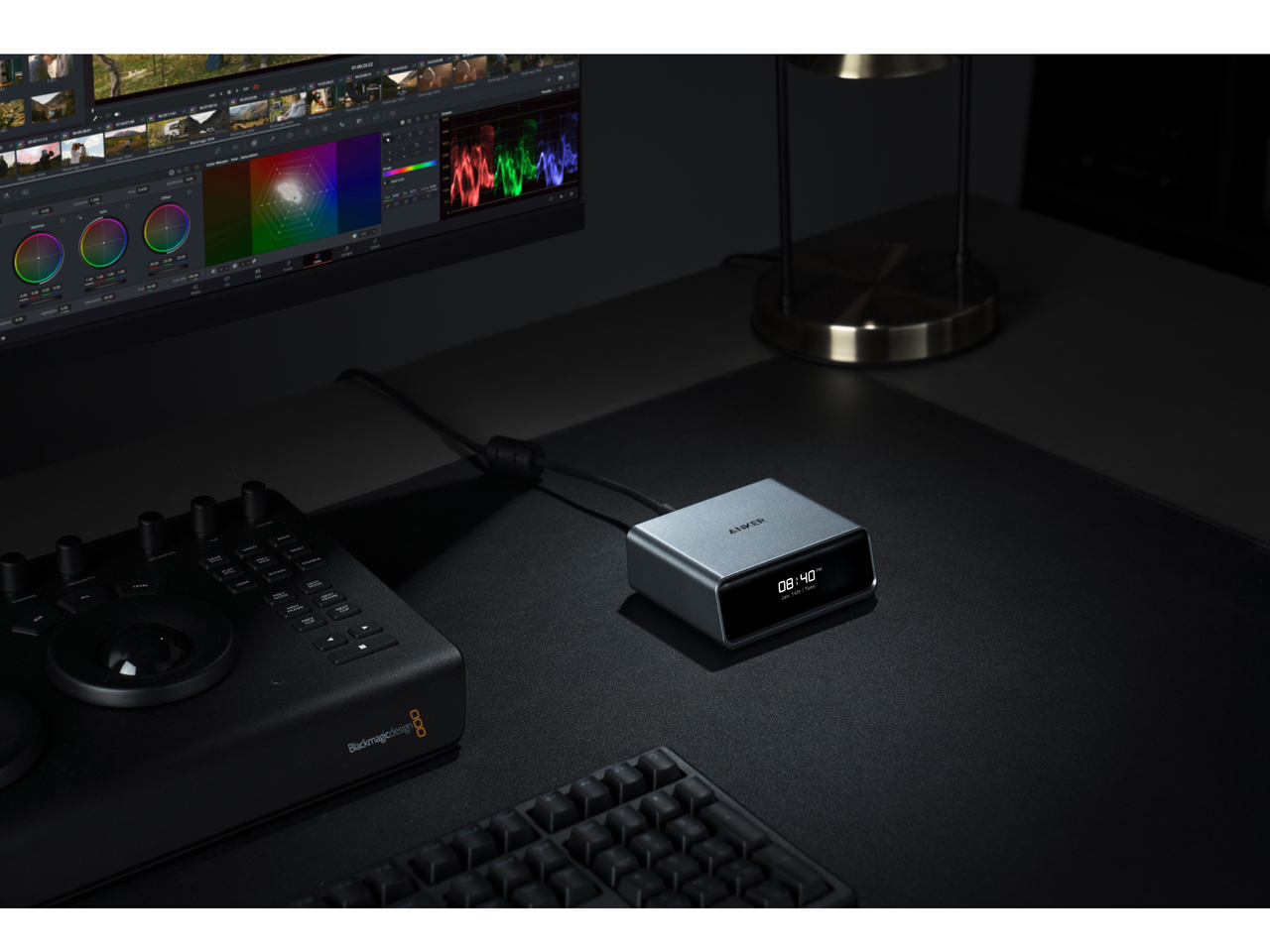 Prime Charger (250W 6ports GaN) A2345541 [�V���o�[]