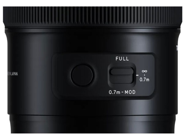 90mm F/2.8 Di III MACRO VXD (Model F072) [�\�j�[E�p]