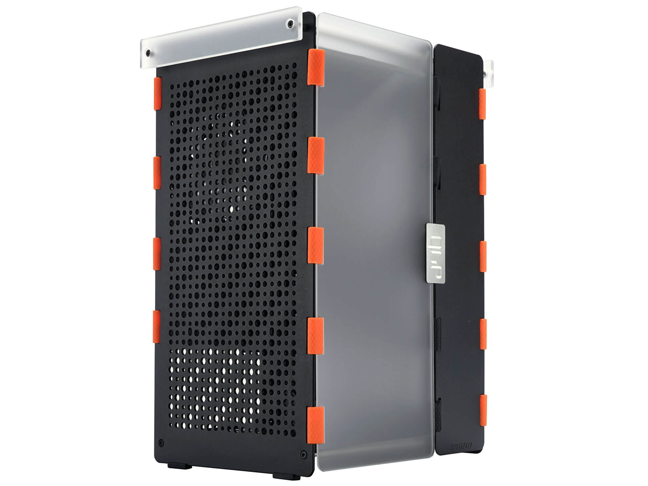 IN WIN IW-CS-POCONE Mini-ITXケース 各パネルがひとつにつながっているので組み立てが簡単