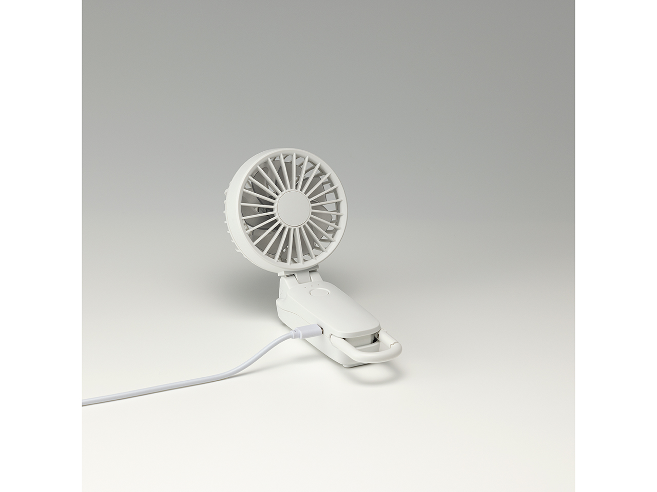 Silky Wind Mobile 3.2 9ZF040RH08 [���C�g�O���[]