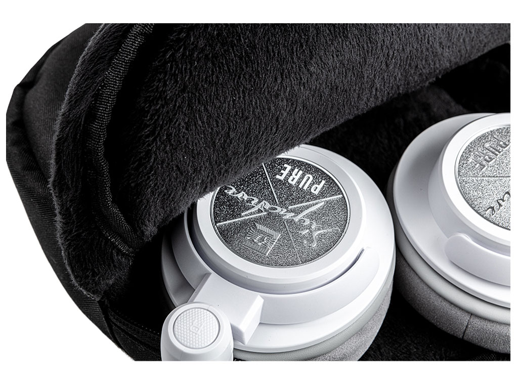 Signature PURE WHITE ULT-SIG-PURE-WHT