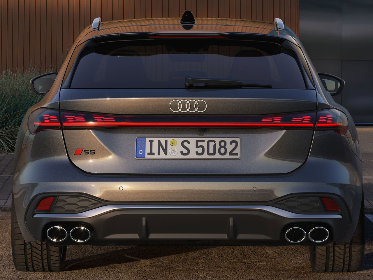 アウディ S5 アバント 2025年モデルの価格・グレード一覧 価格.com