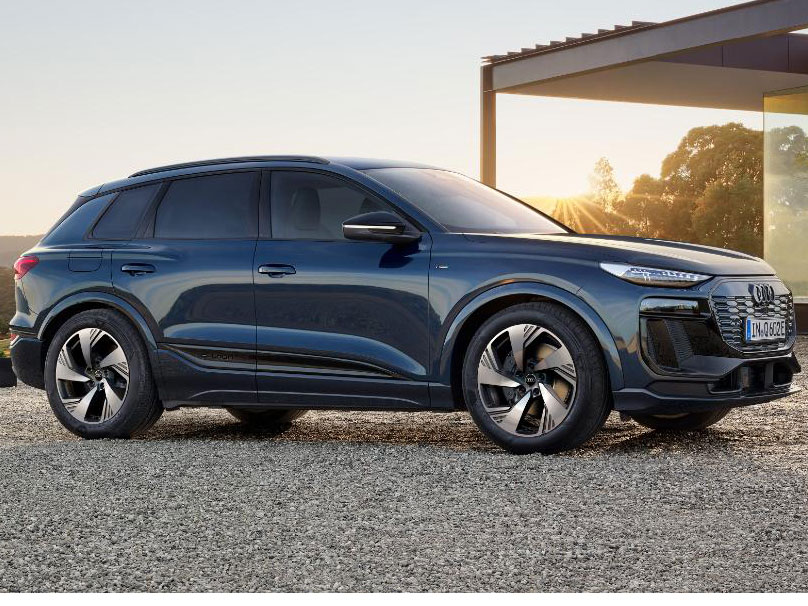 アウディ Q6 e-tron 2025年モデル 新車画像