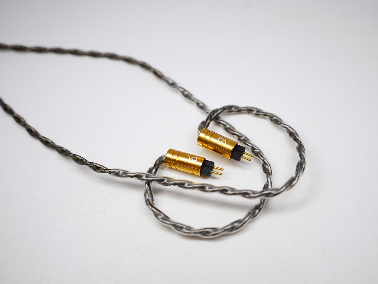 Silversonic MKVIII 4-Wire BEA-2083 4.4mm�o�����X(5��)��2�s�� [1.2m] �̐��i�摜