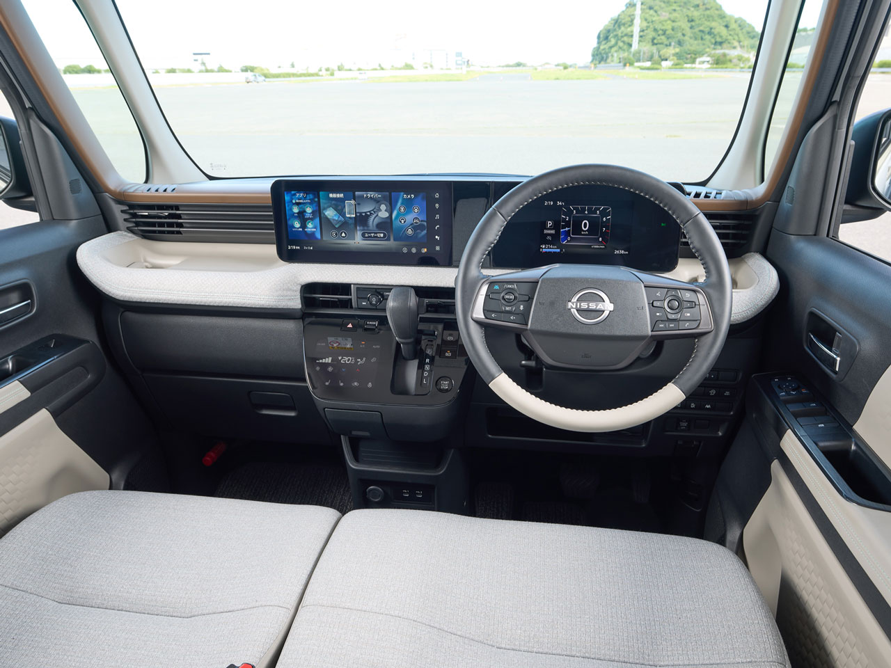 日産 ルークスの価格・新型情報・グレード諸元 価格.com