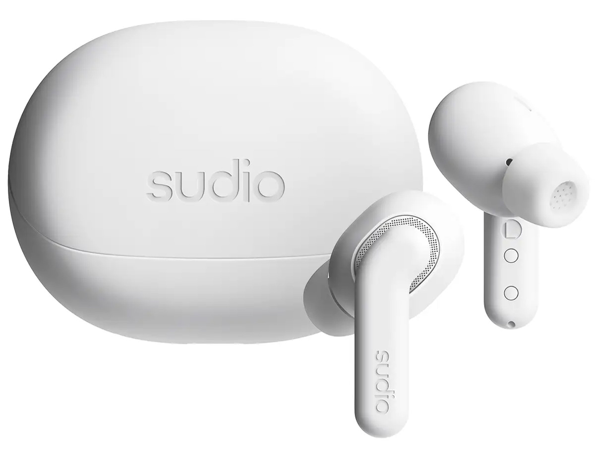 E4 Pro [�N���E�f�B�z���C�g]