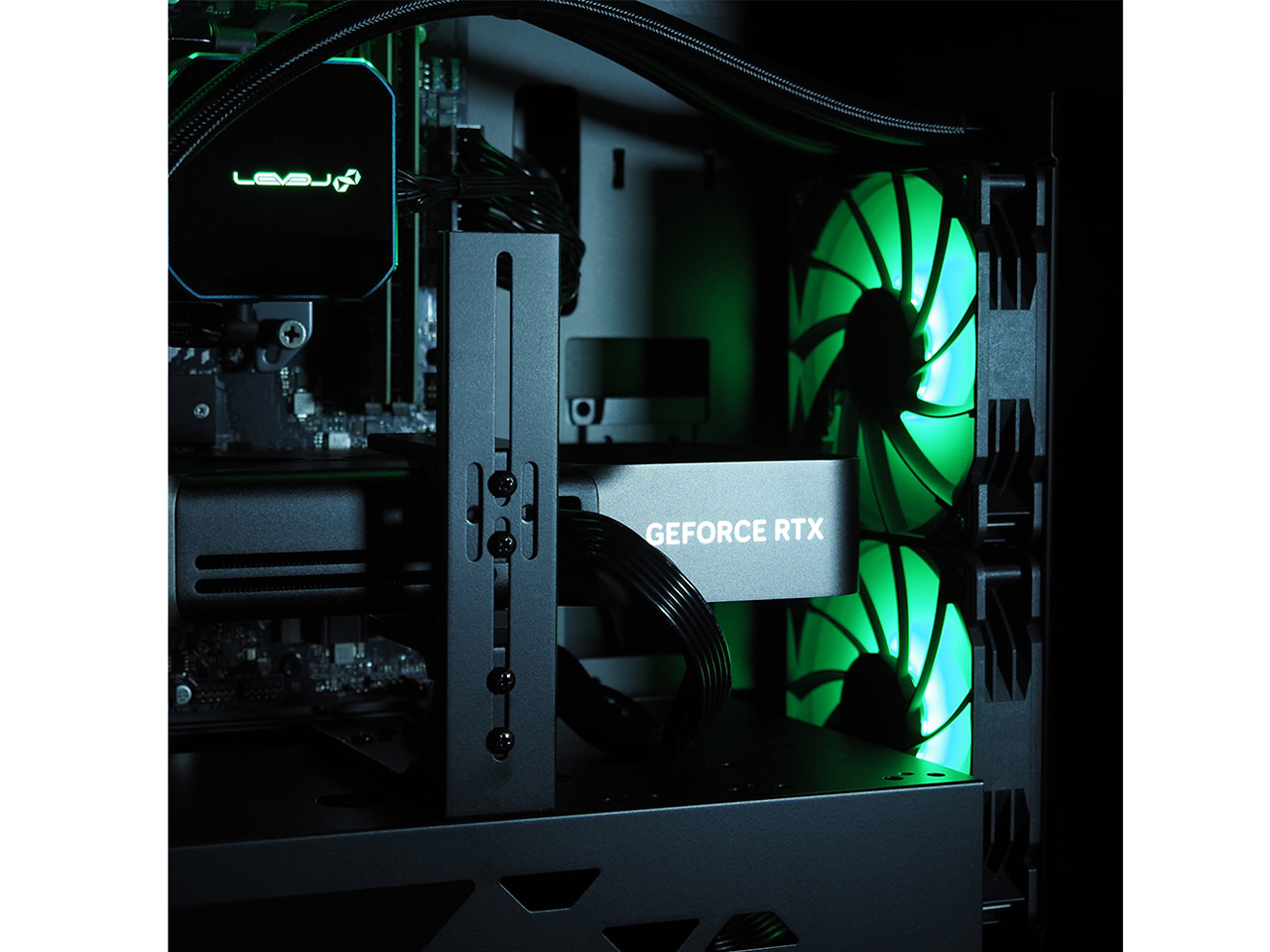 LEVEL�� Ryzen 7 9800X3D�ERTX 5090 Founders Edition�E32GB�������E1TB NVMe M.2 SSD�E1200W�EWindows 11 Home [DSP��]�E�J�X�^�}�C�Y�Ή��ELEVEL-M8AM-LCR98D-XKMXB-Limited Edition [RGB Build]