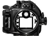 オリンパス、「E-620」専用の防水プロテクター - 価格.com