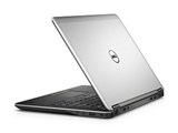 Latitude E7440 Core i5���ڃ��f��