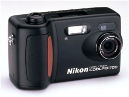 COOLPIX 700