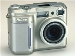 COOLPIX 880