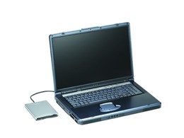 D870P