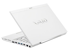 VAIO S�V���[�Y13 SVS1313AJ Core i5���ڃ��f��