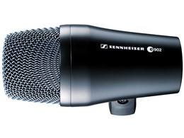 e 902
