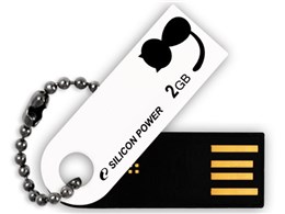 Touch 820 SP002GBUF2820V1W (2GB)