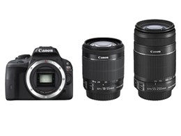 【F122】CANON EOS KISS X7 Wズームキット　一眼レフカメラ