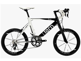 Surge PRO 2018Nf [White/Black]