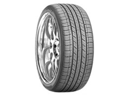 ROADSTONE CP672 P215/60R17 96H