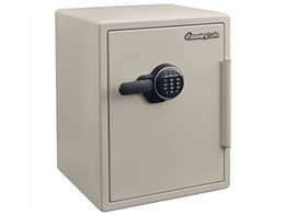 SentrySafe セントリー耐火金庫　CH2 鍵2個付き　美品 SentrySafe セントリー耐火金庫 CH2 鍵2個付き 美品 Amazon.co