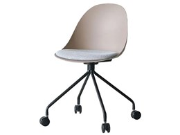 yuu �G�b�O�f�X�N�`�F�A 316954 [BEIGE]