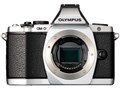 OLYMPUS OM-D E-M5 �{�f�B