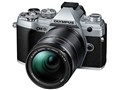 OM-D E-M5 Mark III 14-150mm II �����Y�L�b�g