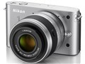 Nikon 1 J1 �_�u���Y�[���L�b�g [�V���o�[]