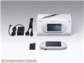 PSP �v���C�X�e�[�V�����E�|�[�^�u�� �Z���~�b�N�E�z���C�g PSP-2000 CW
