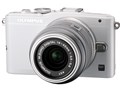 OLYMPUS PEN Lite E-PL6 �_�u���Y�[���L�b�g [�z���C�g]