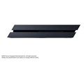『本体 縦置き 右側面』 プレイステーション4 HDD 500GB First Limited Pack with PlayStation Camera ジェット・ブラック CUHJ-10001の製品画像