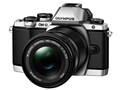 OLYMPUS OM-D E-M10 EZ�_�u���Y�[���L�b�g [�V���o�[]