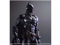 BATMAN�F ARKHAM KNIGHT PLAY ARTS�� �o�b�g�}��