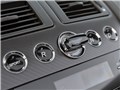 インテリア6 - V12 ヴァンテージ ロードスター 2012年モデル