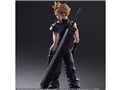 FINAL FANTASY VII REMAKE PLAY ARTS�� No.1 �N���E�h�E�X�g���C�t