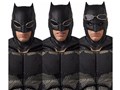MAFEX �o�b�g�}�� �^�N�e�B�J���X�[�cVer. JUSTICE LEAGUE