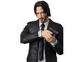 MAFEX �W�����E�E�B�b�N�F�`���v�^�[2 JOHN WICK CHAPTER2