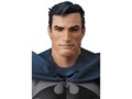 MAFEX BATMAN HUSH