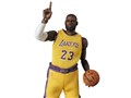 MAFEX LeBron James Los Angeles Lakers