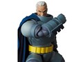 MAFEX ARMORED BATMAN The Dark Knight Returns