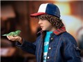 Stranger Things (�X�g�����W���[�E�V���O�X ���m�̐��E) 1/6 Dustin Henderson(1/6 �_�X�e�B���E�w���_�[�\��)