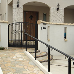 �A�v���[�`��΂̕~���l�߂�