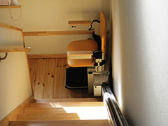 �K�i�p���~�@�𐘂��t��