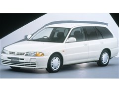 三菱 リベロ 1992年モデル 1.8 X 4WDの価格・性能・装備・オプション