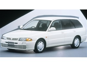 三菱 リベロ 1992年モデル 1.8 X 4WDの価格・性能・装備・オプション