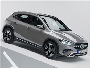 メルセデス・ベンツ GLAクラス 2014年モデル GLA 180の価格・性能・装備・オプション（2019年1月1日発売） 価格.com