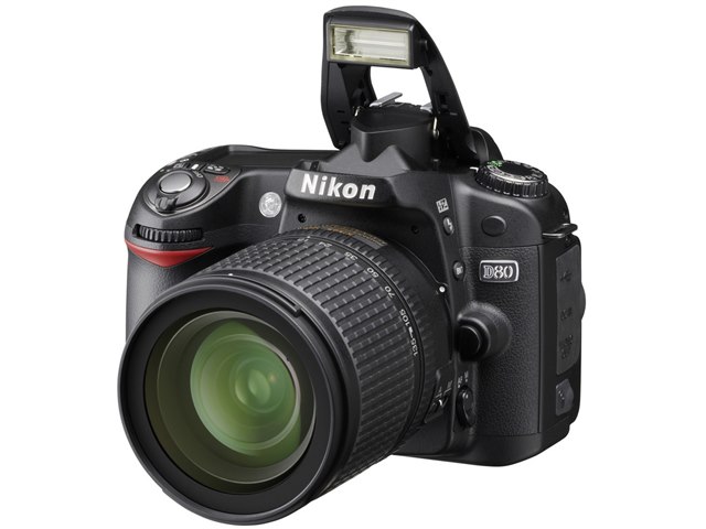 Nikon D80 AF-S DX VR 18-200G レンズキット D80 AF-S DX VR 18-200G レンズキットの製品画像 - 価格.com