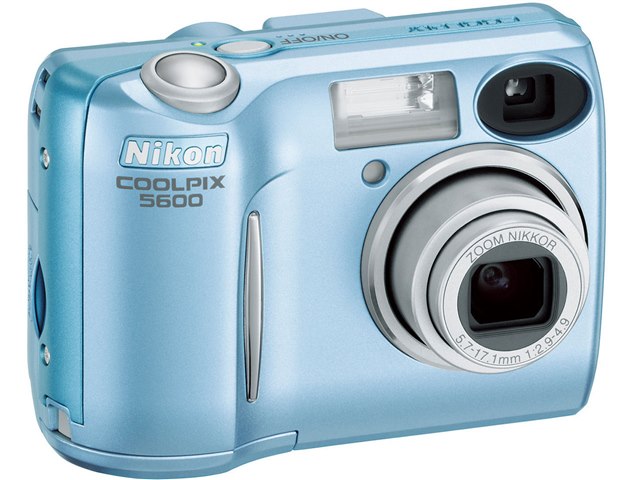 Nikon クールピクス　5600 カメラ 2005 Nikon COOLPIX 5600 - Digital Camera - YouTube