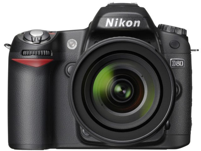 D80 ボディの製品画像 - 価格.com