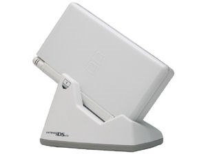 充電スタンド DS Lite ホワイト HDL-135の製品画像 - 価格.com