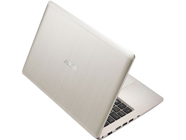 ASUS VivoBook X202Eの製品画像 - 価格.com